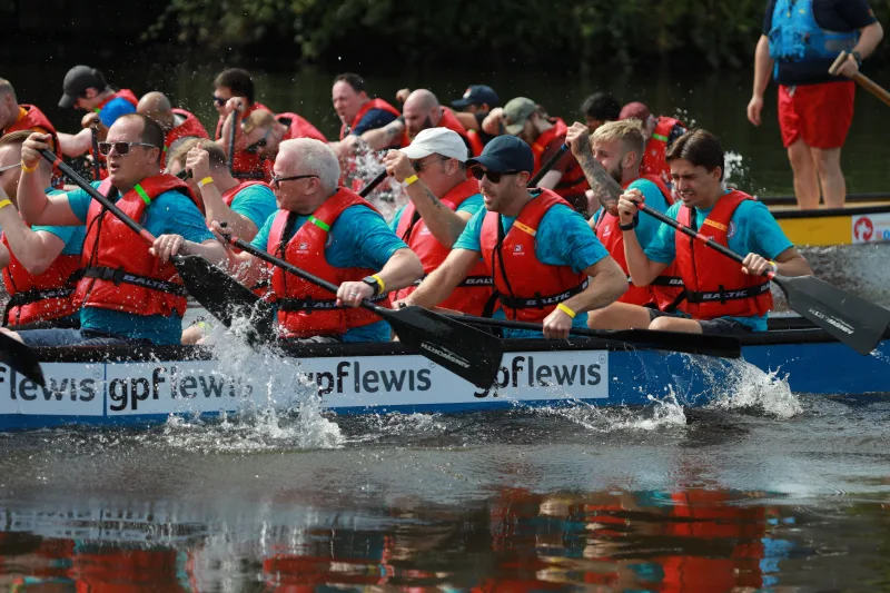 Halliwell Jones MINI Take 3rd Place in the 2024 St. Rocco's Hospice Boat Race - Image 416648/5