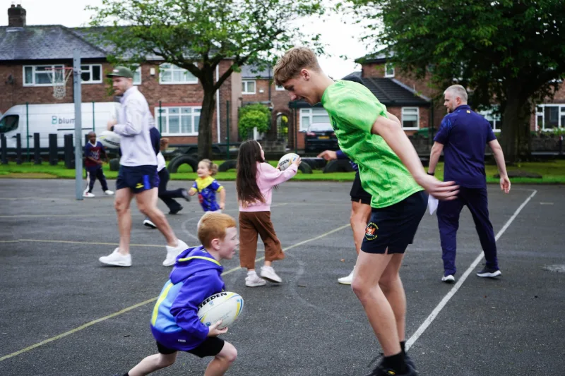 Halliwell Jones Supports Warrington Wolves Foundation Summer Camp - Image 419602/5