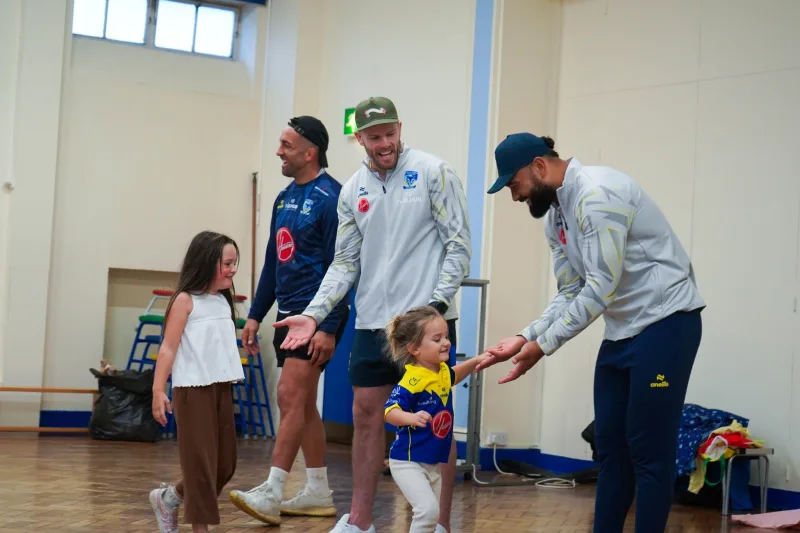 Halliwell Jones Supports Warrington Wolves Foundation Summer Camp - Image 419602/1