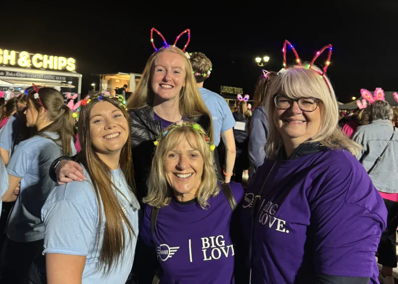 The Halliwell Jones MINI Team Shines at Chester Sparkle Walk for Hospice of the Good Shepherd - Image 422093/2