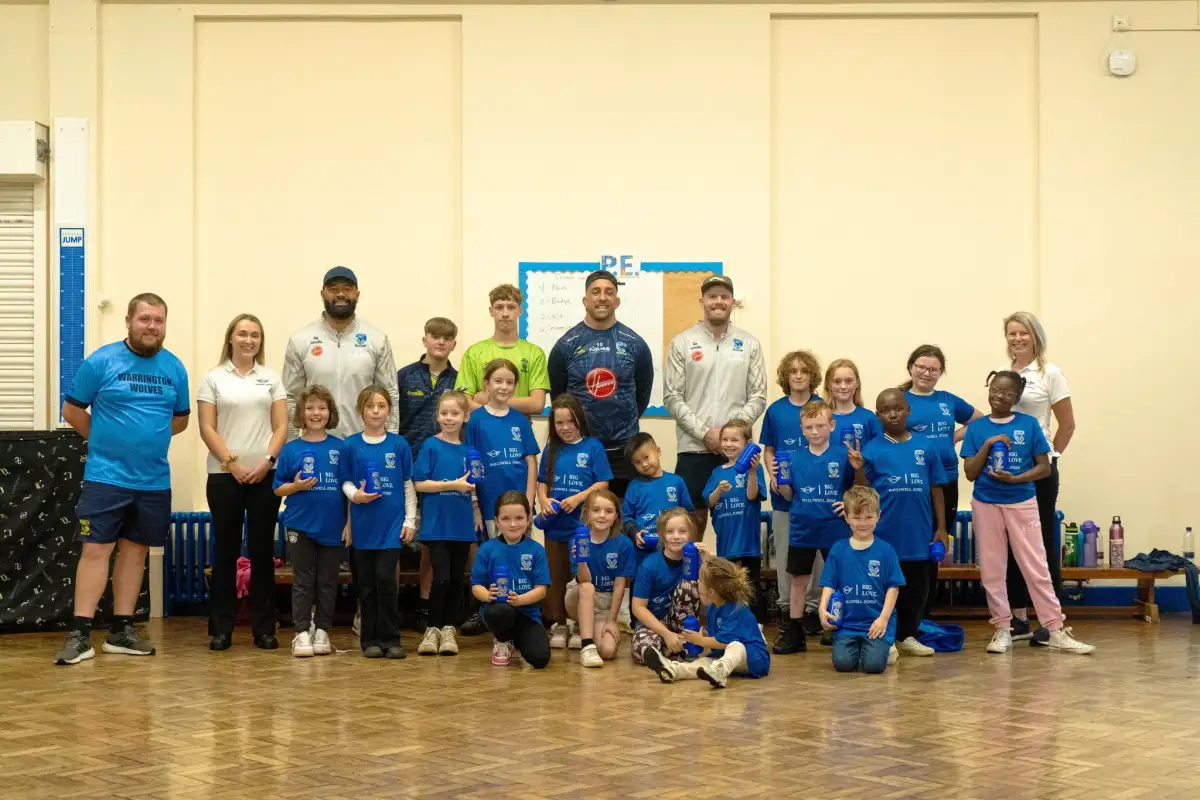 Warrington Wolves in the community with their Summer Camp sponsored by Halliwell Jones MINI